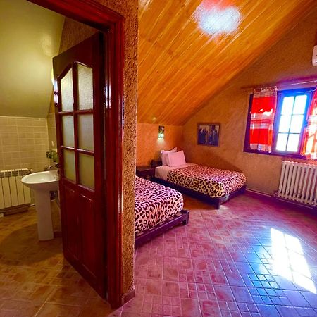Ferme D'Hote La Vallee Azrou Exterior foto