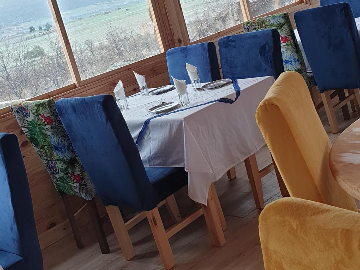 Ferme D'Hote La Vallee Azrou Exterior foto