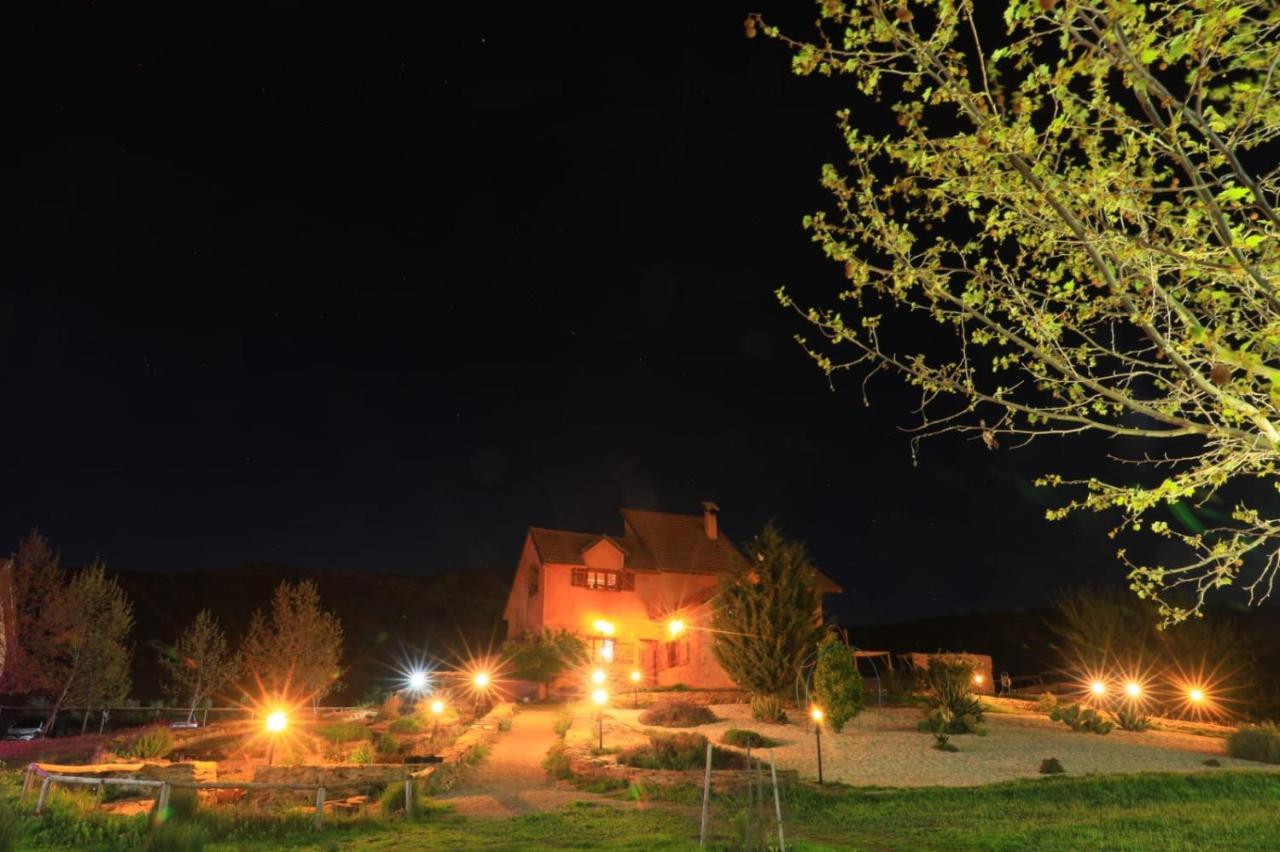 Ferme D'Hote La Vallee Azrou Exterior foto